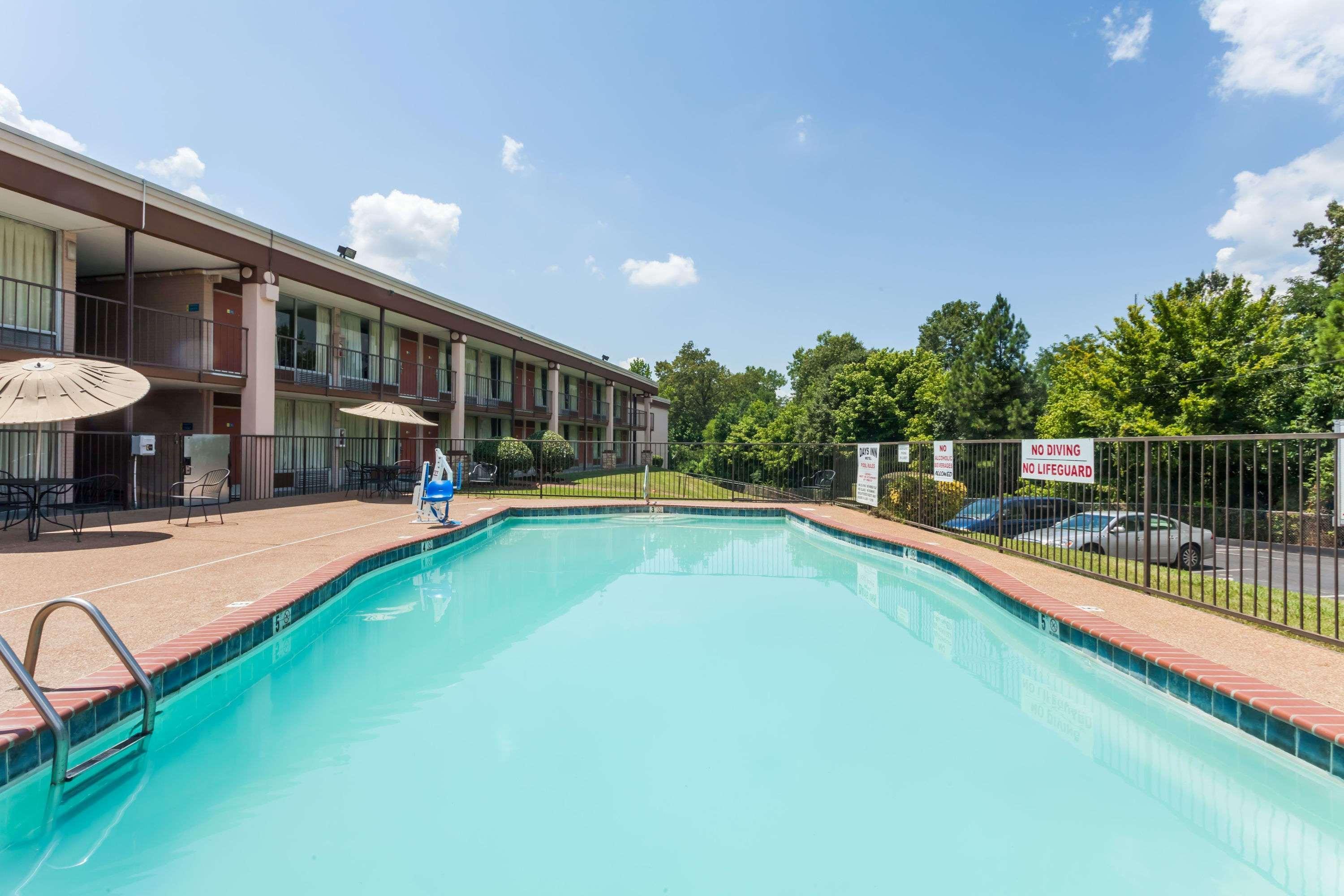 Days Inn By Wyndham Jackson Exterior photo